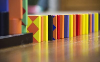 Vision 2040 pixabay-dominoes-4020618